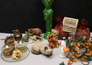 Home DeCorFall, Lights, Green Plastic Alien Water Bottle, Wildlife Statues Etc.