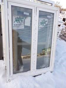 lot 41 image: Crank out Vinyl Window 40 x 56