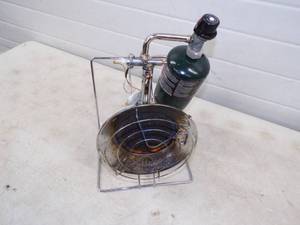 lot 6 image: Propane Heater