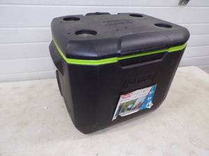 lot 7 image: Coleman Wheeled Cooler 60 Qt