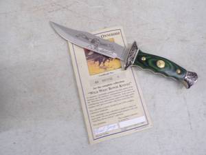 lot 29 image: Davy Crocket Knife
