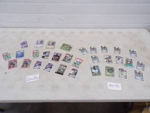 lot 48 image: Cowboys and Jets Collector Cards See pics