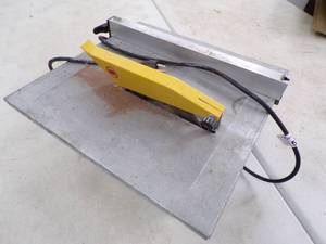 lot 54 image: Tile Saw