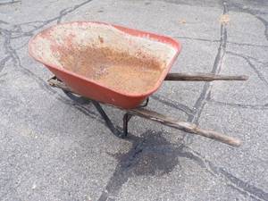 lot 61 image: Wheelbarrow