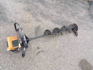 lot 94 image: StrikeMaster 8 Ice auger