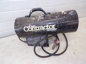 lot 99 image: Mr. Heater 35,000 BTU propane Heater