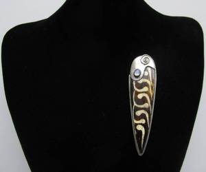 Large Sterling Silver &amp Striped Mud Bead Brooch Pendant