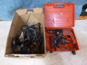 lot 65 image: Garage Items