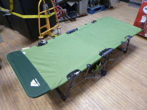 lot 66 image: Ozark Trail Folding Speedy Cot