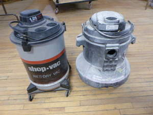 lot 89 image: 2 WetDry Vacuums
