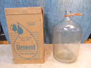 lot 99 image: 5 Gallon Glass Carboy
