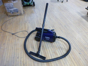 lot 112 image: Sanitaire by Electrolux Professional Canister Vacuum