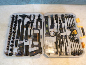 lot 117 image: Deko General Household Hand Tool Kit