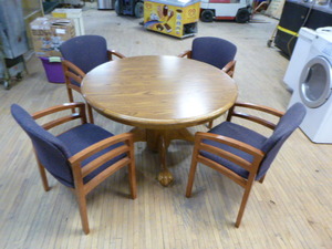 lot 144 image: Oak Dining Table and Chairs