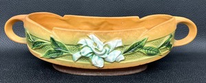 lot 34 image: Roseville Pottery 10  Gardenia Handled Oval Console Bowl 628
