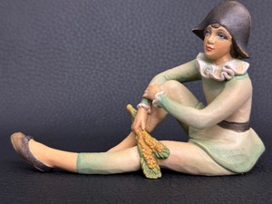 lot 75 image: Anri Bel Arlequin Mini Wood Carving - Signed and Numbered