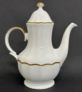 lot 119 image: Lovely Vintage Eschenbach Coffee Pot - Made in Germany