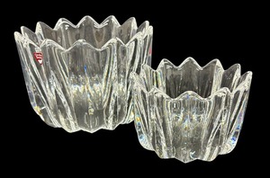 lot 49 image: Two Orrefors Fleur Pattern Crystal Bowls