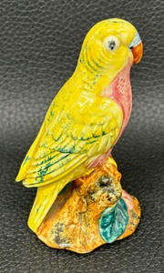 lot 81 image: Vintage Stangl Love Bird Figurine