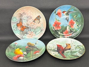 lot 114 image: Four Collectable Plates by Knowles and W.S. Georges