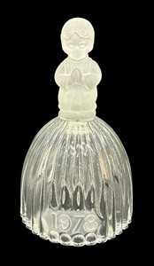 lot 150 image: First Edition 1978 Annual Gobble Crystal Bell