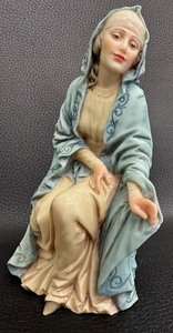 lot 249 image: Beautiful Seated Madonna Statue - Signed - Made of Resin