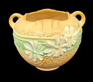 lot 171D image: Vintage Roseville Pottery Cosmos Vase  Bowl