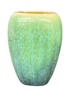 lot 192 image: Vintage Pottery Vase