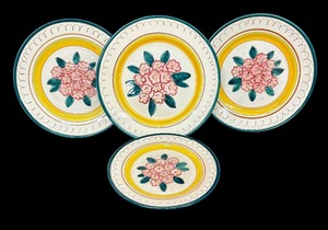 lot 218 image: Vintage Stangl Mountain Laurel Plates