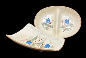 lot 153C image: Vintage Stangl Pottery Blue Daisy Serving Dishes