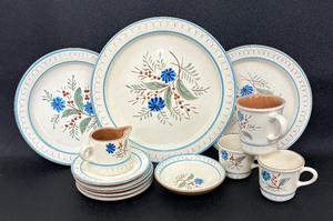 lot 137 image: Vintage Stangl Pottery Blue Daisy Platter, Plates, Bowl, Cups, Saucers and Creamer Pitcher