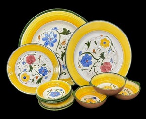 lot 165 image: Vintage Stangl Pottery Laurite Platter, Plates and Bowls