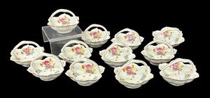 lot 119C image: Twelve Petite Porcelain Basket Bowls