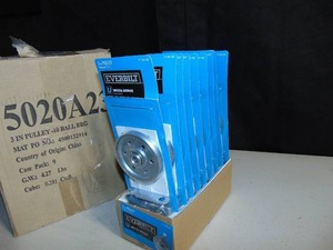 lot 38 image: 9 Pack 3 Pulleys New
