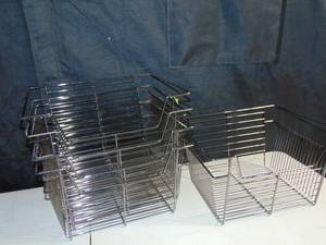 lot 76 image: 5 Pack steel baskets 18x15x10.5 inches