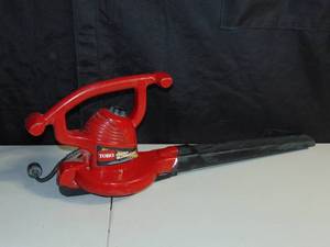 lot 58 image: troro 51599 Toro Ultra 260 MPH 340 CFM Electric 12 Amp Blower