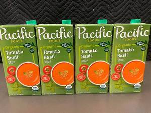 lot 252 image: 2 bck - Set of 4 Organic Pacific Foods Tomato Basil Soup - 32 fl oz Each
