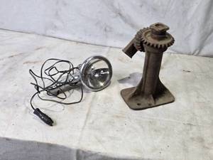 lot 20 image: Vintage Spotlight and Jack
