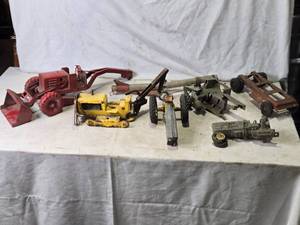 lot 36 image: Lot of 8 Vintage Metal Toy Construction Vehicles and Equipment Parts or Repair
