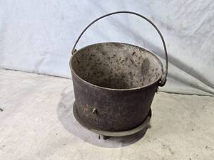 lot 41 image: Cast Iron Bowl or Pot