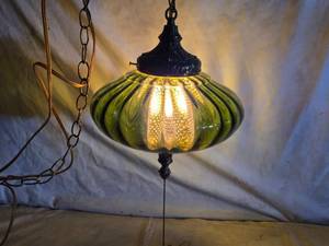 lot 45 image: Vintage Green Glass Pendant Hanging Light Fixture with Chain