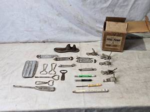 lot 53 image: Vintage Advertising Items, Bottle Openers and Many More