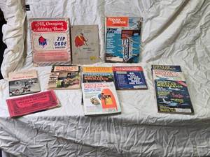 lot 71 image: Collection of Vintage Magazines and Address Books - Popular Mechanics, Popular Science & More