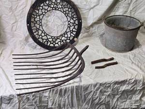 lot 91 image: Metal Bucket, Fork, Round Cast Cover and Hand Tools