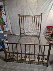 lot 100 image: Vintage Brass Bed Frame with Spring Support System Approx. 54 x 78