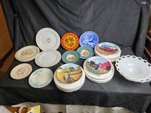 lot 112 image: Decorative Vintage Plates and Bowls