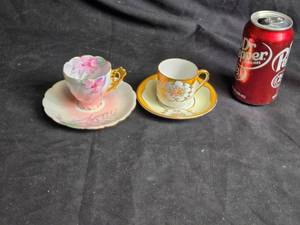 lot 137 image: Set of Two Vintage Occupied Japan Porcelain Teacups with Saucers