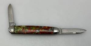 lot 149 image: Vintage Double Blade Hammer Brand Crackle Handle Pocket Knife