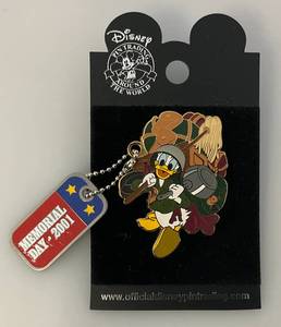 lot 182 image: Vintage Disneys Memorial Day 2001 Donald Duck Limited Edition Collectors Pin (NIP)