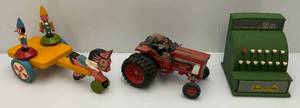 lot 194 image: Misc. Vintage Toys
